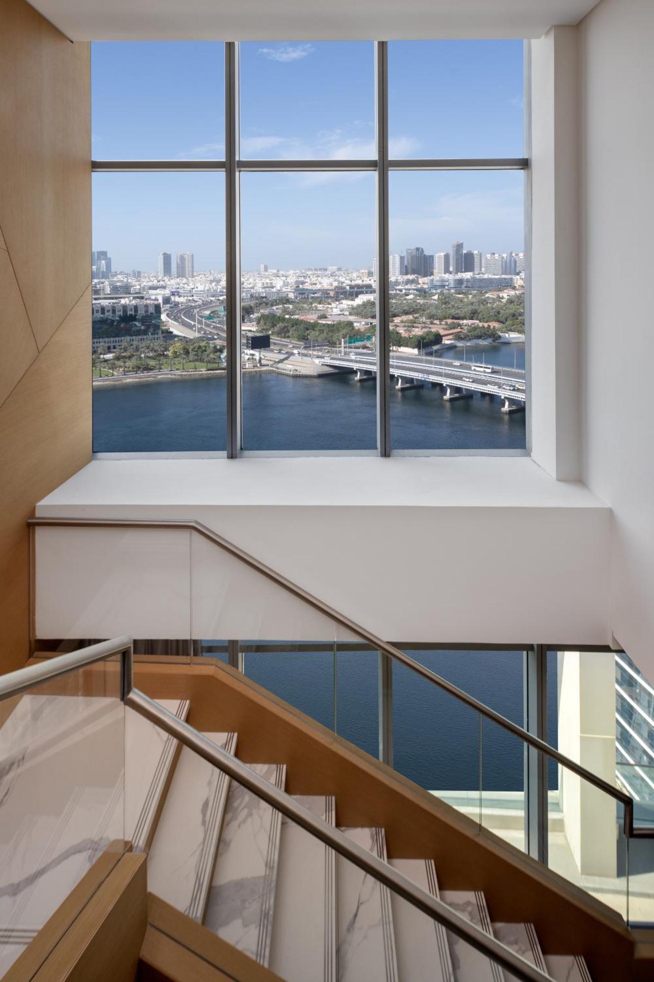 Hilton Dubai Creek Hotel & Residences Luaran gambar