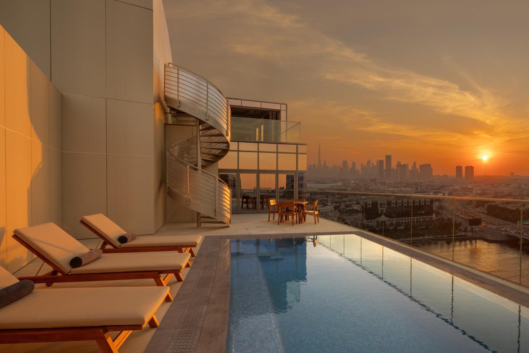 Hilton Dubai Creek Hotel & Residences Luaran gambar
