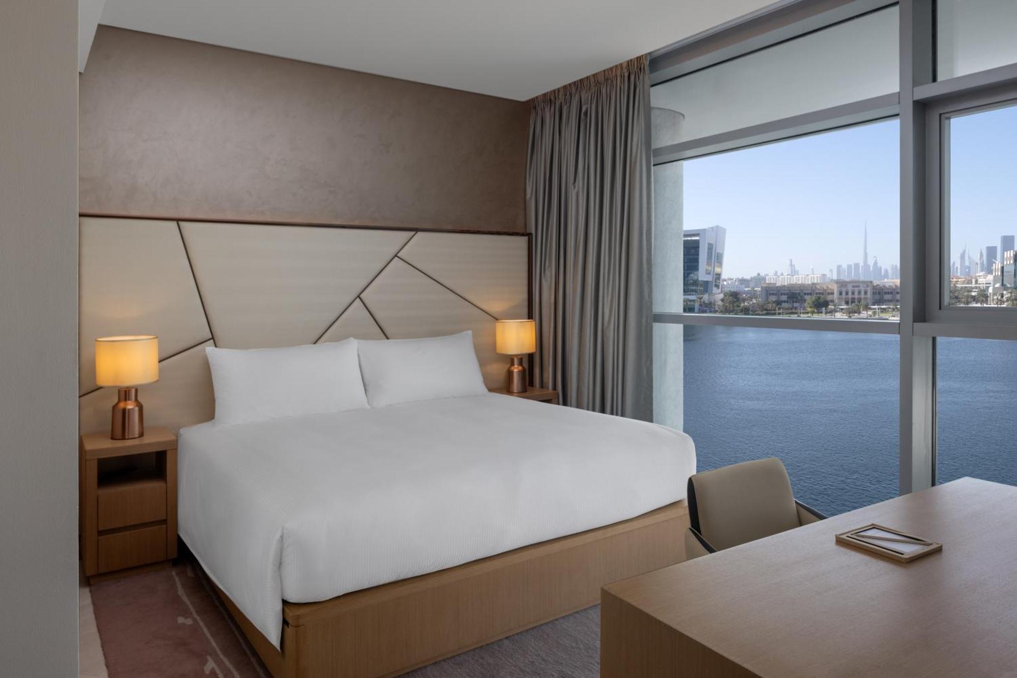 Hilton Dubai Creek Hotel & Residences Luaran gambar