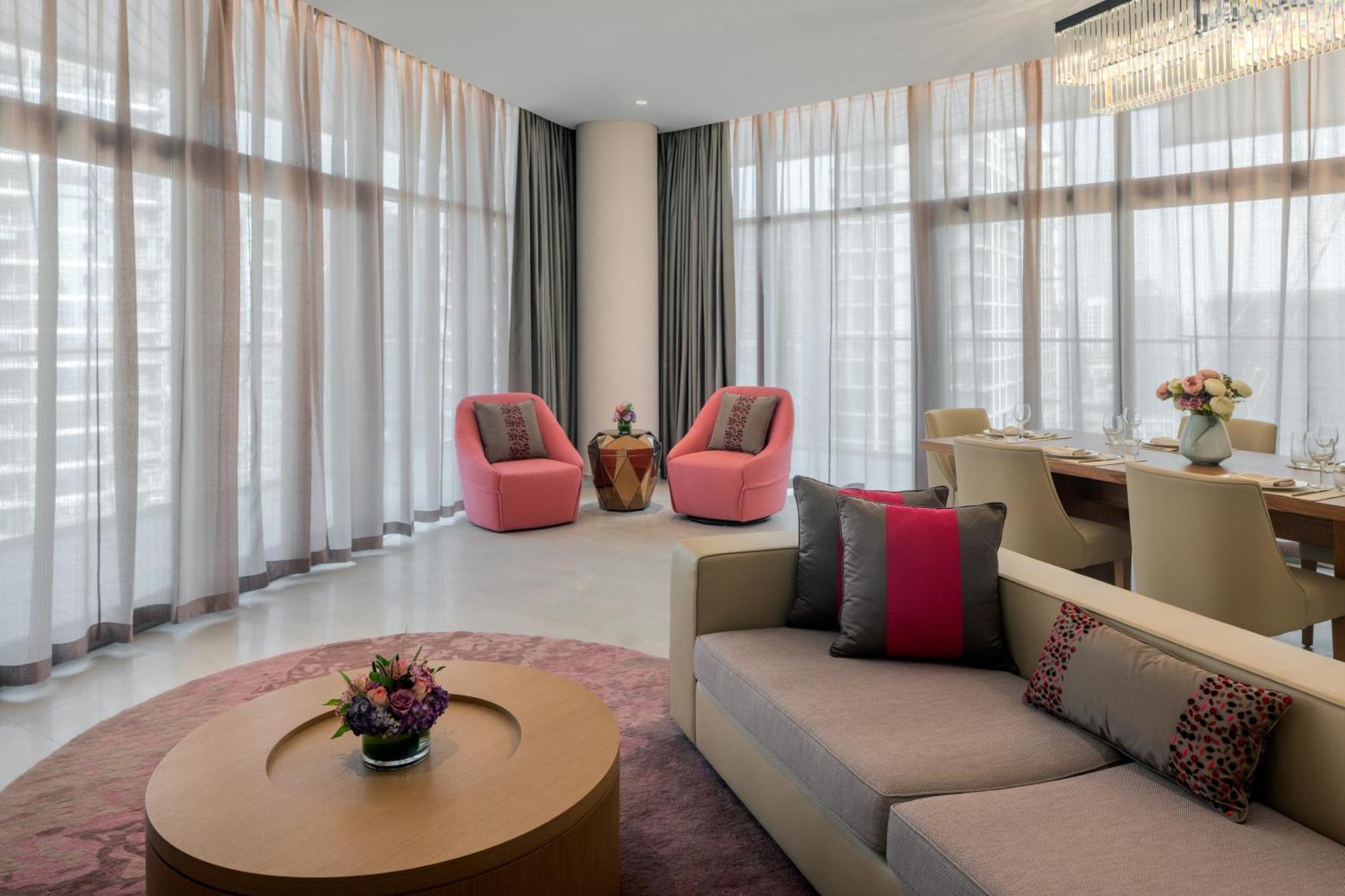 Hilton Dubai Creek Hotel & Residences Luaran gambar