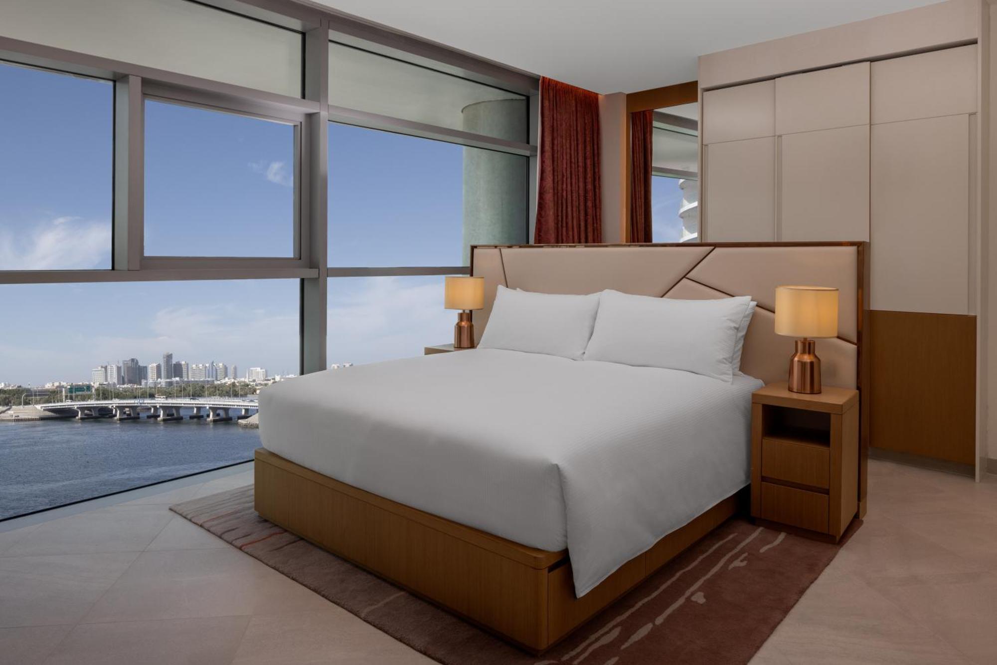Hilton Dubai Creek Hotel & Residences Luaran gambar